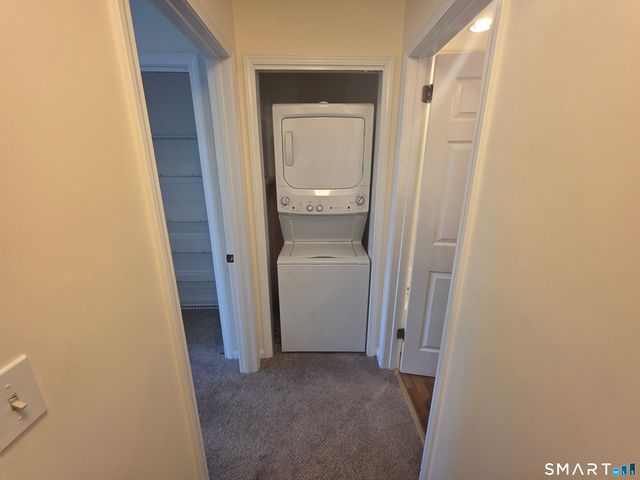 136 Deer Hill Avenue 308, Danbury, CT 06810