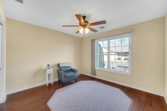 805 Veterans Lane, Crown Point, IN 46307