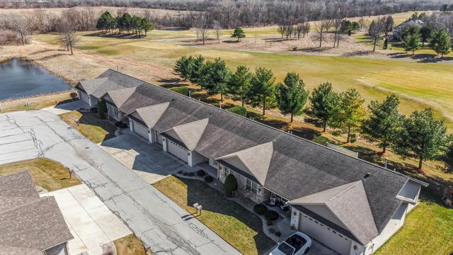 805 Veterans Lane, Crown Point, IN 46307