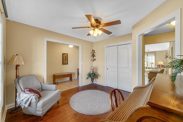 805 Veterans Lane, Crown Point, IN 46307