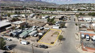 4425 Rosa Avenue, El Paso, TX 79905