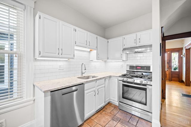 3785 Drake Avenue, Cincinnati, OH 45209