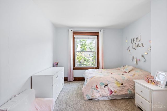 3785 Drake Avenue, Cincinnati, OH 45209