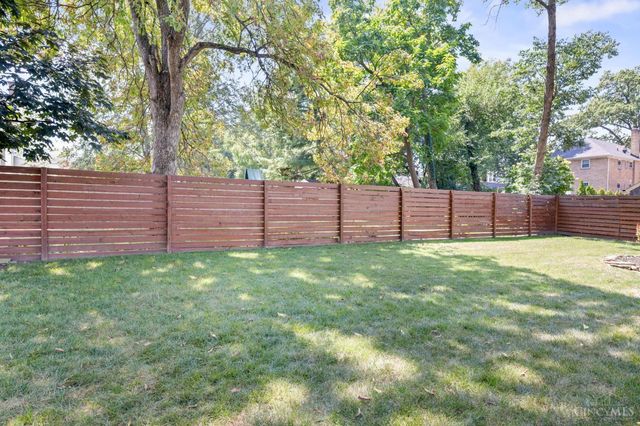 3785 Drake Avenue, Cincinnati, OH 45209