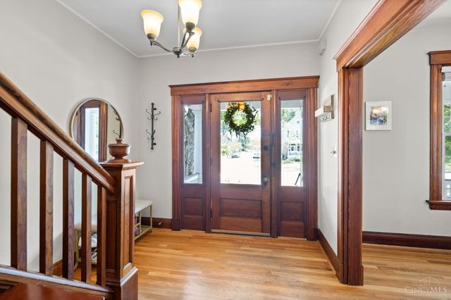 3785 Drake Avenue, Cincinnati, OH 45209