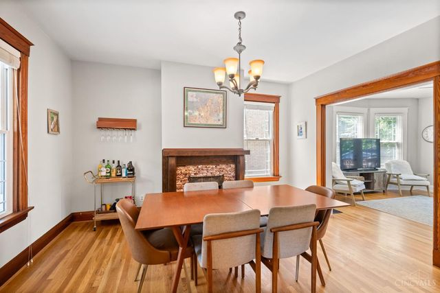 3785 Drake Avenue, Cincinnati, OH 45209