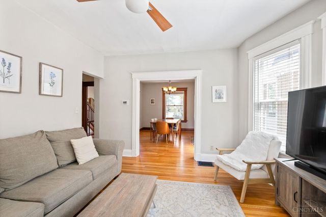 3785 Drake Avenue, Cincinnati, OH 45209