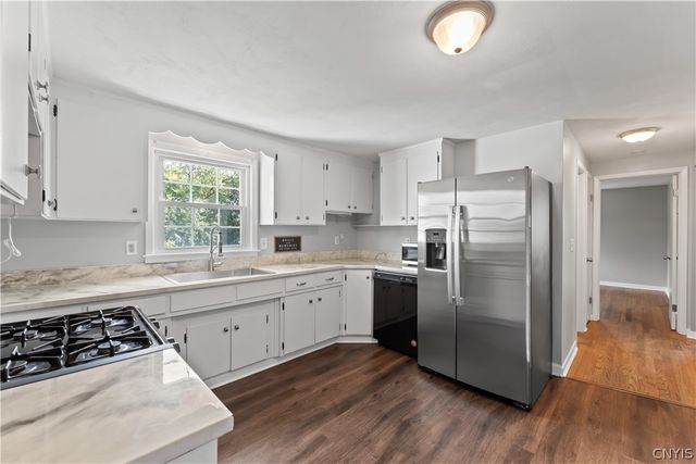 131 West Dauenhauer Street, Manlius, NY 13057