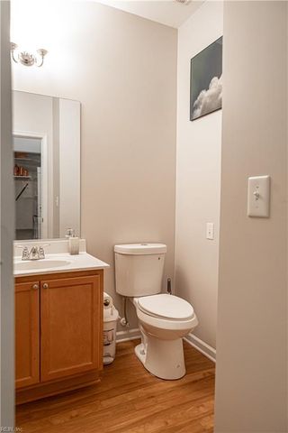 1462 Titchfield DR, Chesapeake, VA 23320