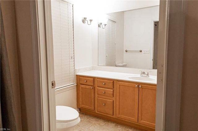 1462 Titchfield DR, Chesapeake, VA 23320