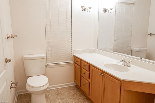 1462 Titchfield DR, Chesapeake, VA 23320