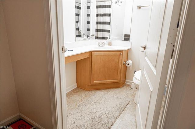 1462 Titchfield DR, Chesapeake, VA 23320