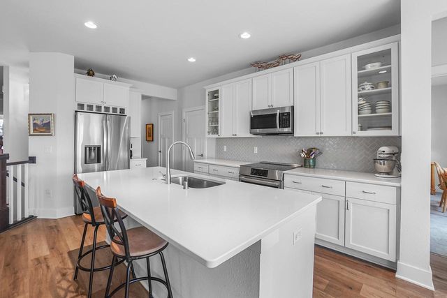 W253N6621 Aspen LANE, Sussex, WI 53089