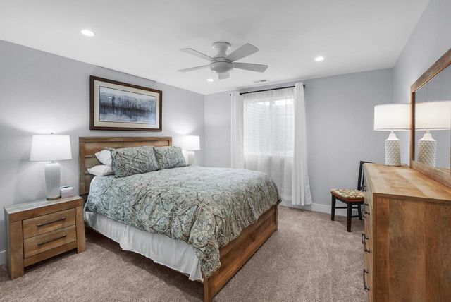 W253N6621 Aspen LANE, Sussex, WI 53089