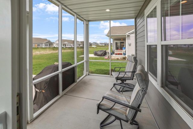 W253N6621 Aspen LANE, Sussex, WI 53089