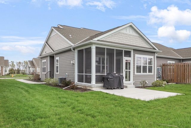 W253N6621 Aspen LANE, Sussex, WI 53089