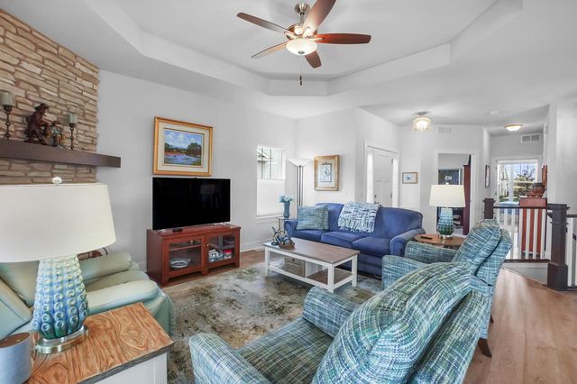 W253N6621 Aspen LANE, Sussex, WI 53089