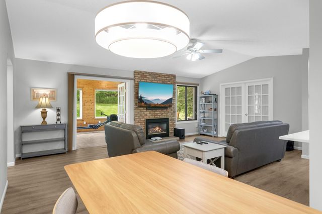 4509 Redwood Circle, Minnetonka, MN 55345