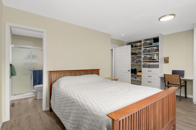 4509 Redwood Circle, Minnetonka, MN 55345