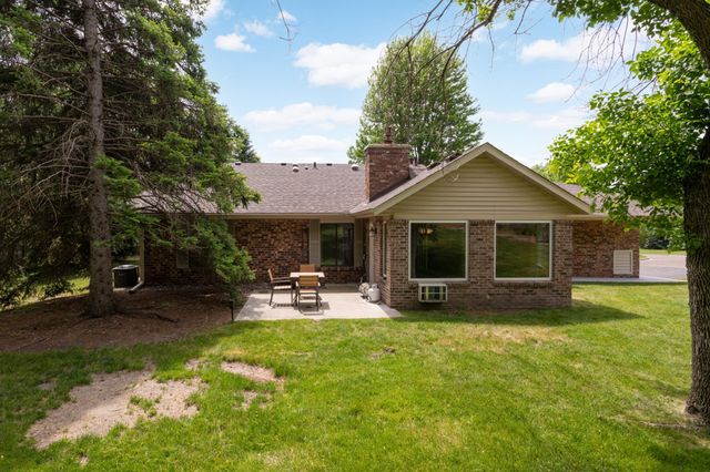 4509 Redwood Circle, Minnetonka, MN 55345