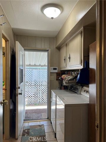 725 W Thornton Ave 161, Hemet, CA 92543