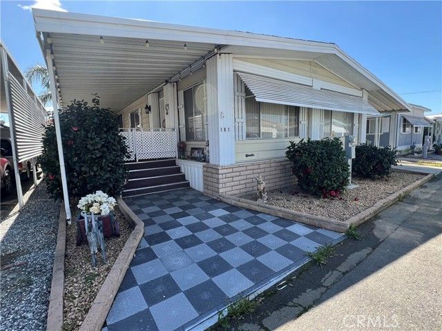 725 W Thornton Ave 161, Hemet, CA 92543