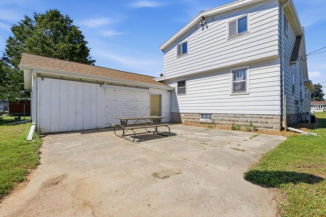 3823 Tannery ROAD, Two Rivers, WI 54241