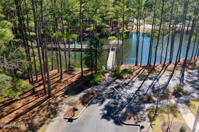 9152 E Lake Road, Calabash, NC 28467