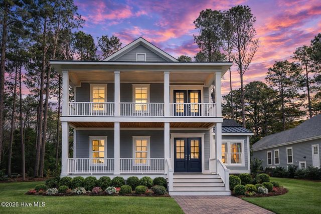 9152 E Lake Road, Calabash, NC 28467