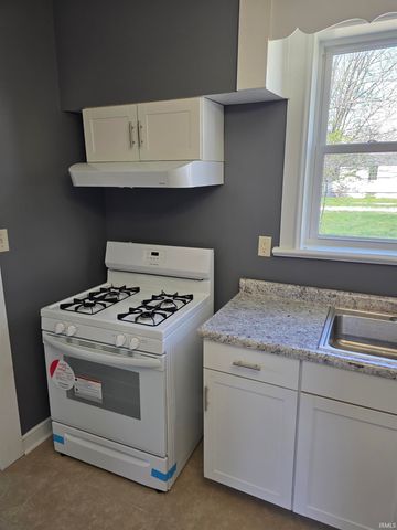 2611 S Anthony Boulevard, Fort Wayne, IN 46803