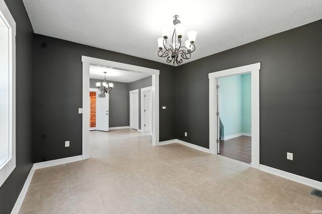 2611 S Anthony Boulevard, Fort Wayne, IN 46803