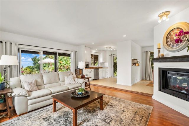 80 Kai Nana Pl, Kula, HI 96790