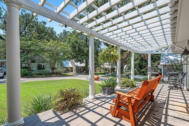 113 Atkinson Lane, Fairhope, AL 36532