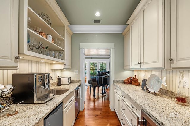 113 Atkinson Lane, Fairhope, AL 36532