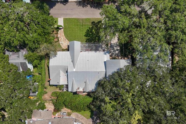 113 Atkinson Lane, Fairhope, AL 36532