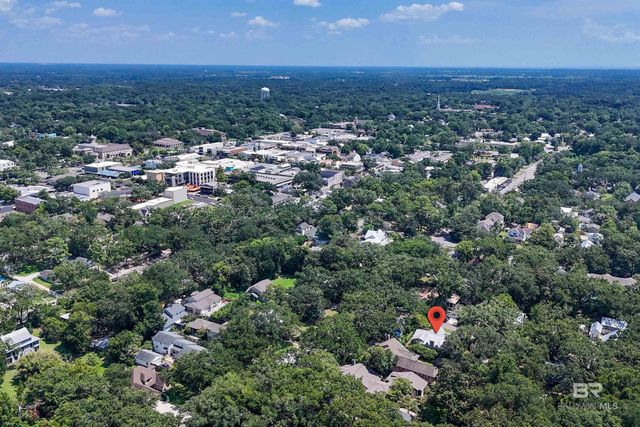 113 Atkinson Lane, Fairhope, AL 36532