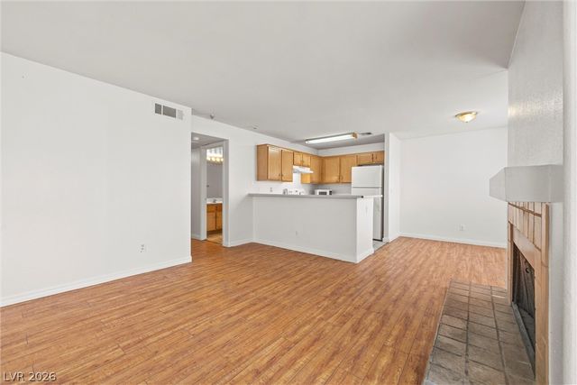 2972 Juniper Hills Boulevard 202, Las Vegas, NV 89142
