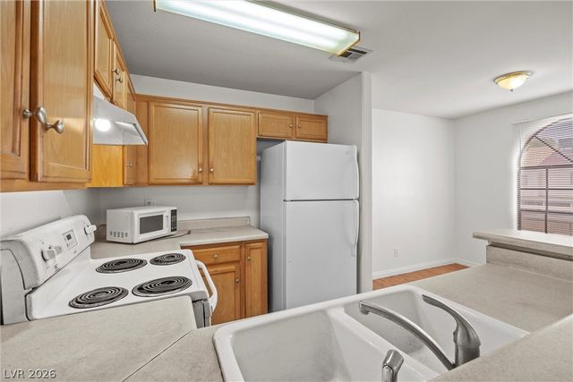 2972 Juniper Hills Boulevard 202, Las Vegas, NV 89142