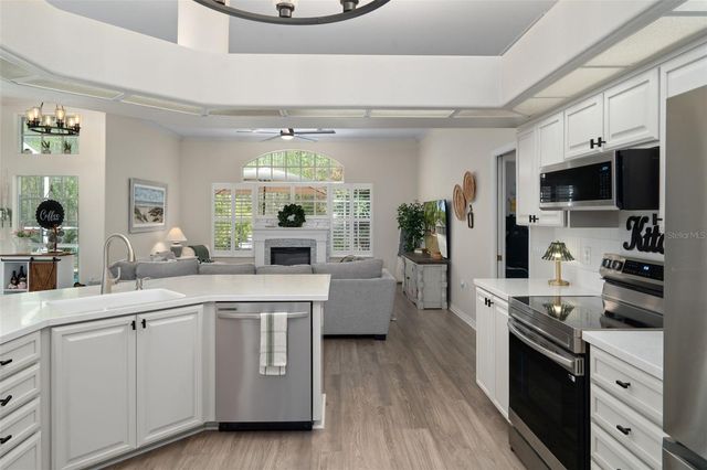 10139 HIGHCREST LANE, New Port Richey, FL 34654