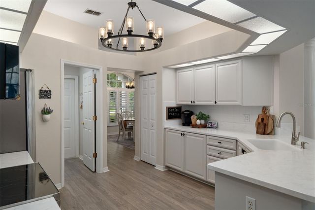 10139 HIGHCREST LANE, New Port Richey, FL 34654