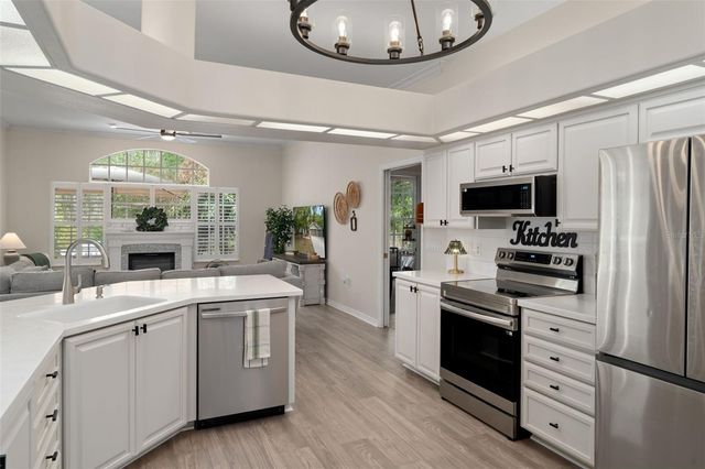 10139 HIGHCREST LANE, New Port Richey, FL 34654