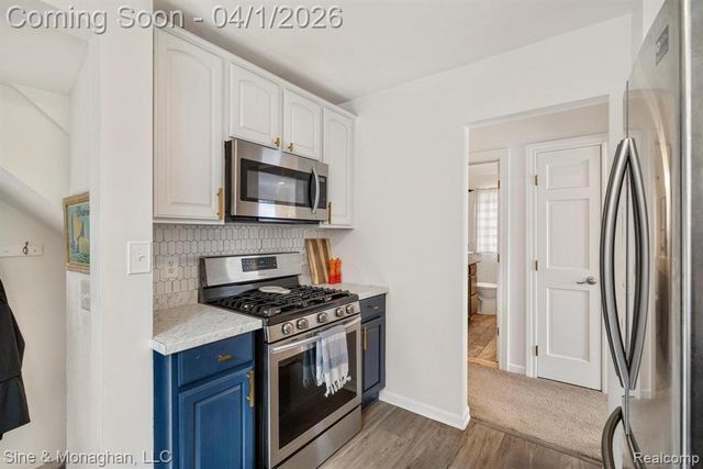 27721 Grant Street, Saint Clair Shores, MI 48081