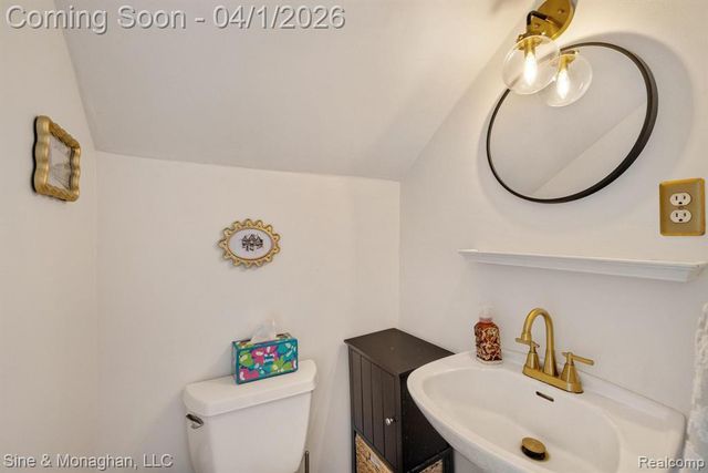 27721 Grant Street, Saint Clair Shores, MI 48081