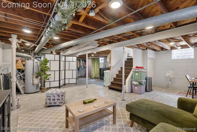 27721 Grant Street, Saint Clair Shores, MI 48081