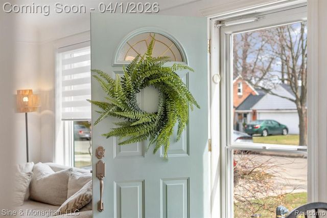 27721 Grant Street, Saint Clair Shores, MI 48081