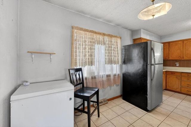 1322 N 62nd Place, Kansas City, KS 66102