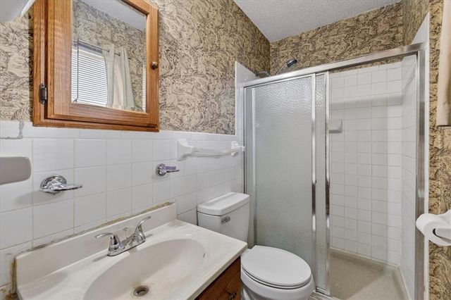 1322 N 62nd Place, Kansas City, KS 66102