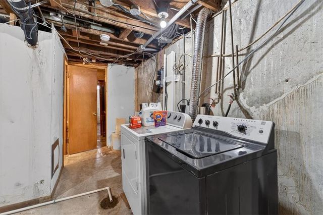 1322 N 62nd Place, Kansas City, KS 66102