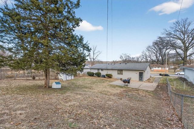 1322 N 62nd Place, Kansas City, KS 66102