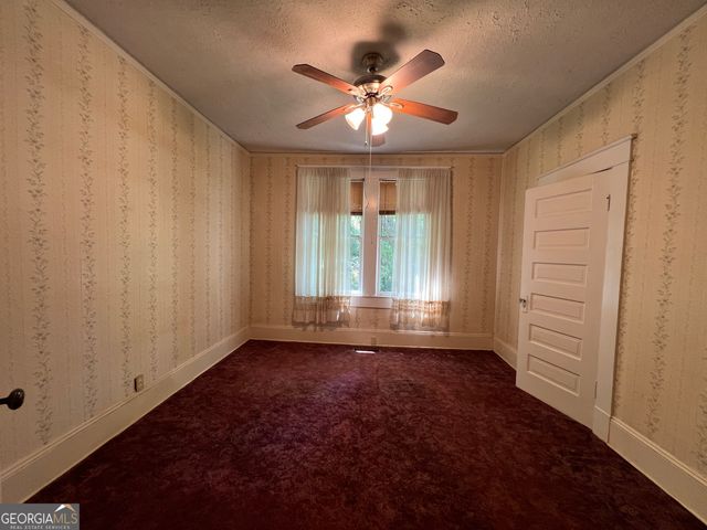 1604 Us HWY 29, West Point, GA 31833